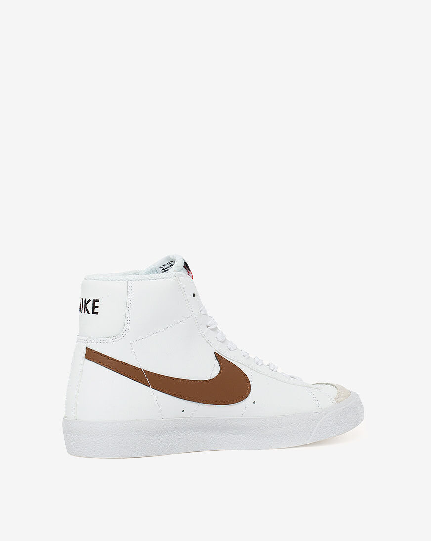 blazer nike snipes