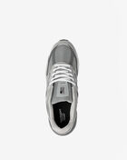 990v5
