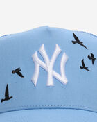 Mitchell  Ness New York Yankees Trucker Clouds Adjustable Hat HT20026-NYYLTBL Blue 2