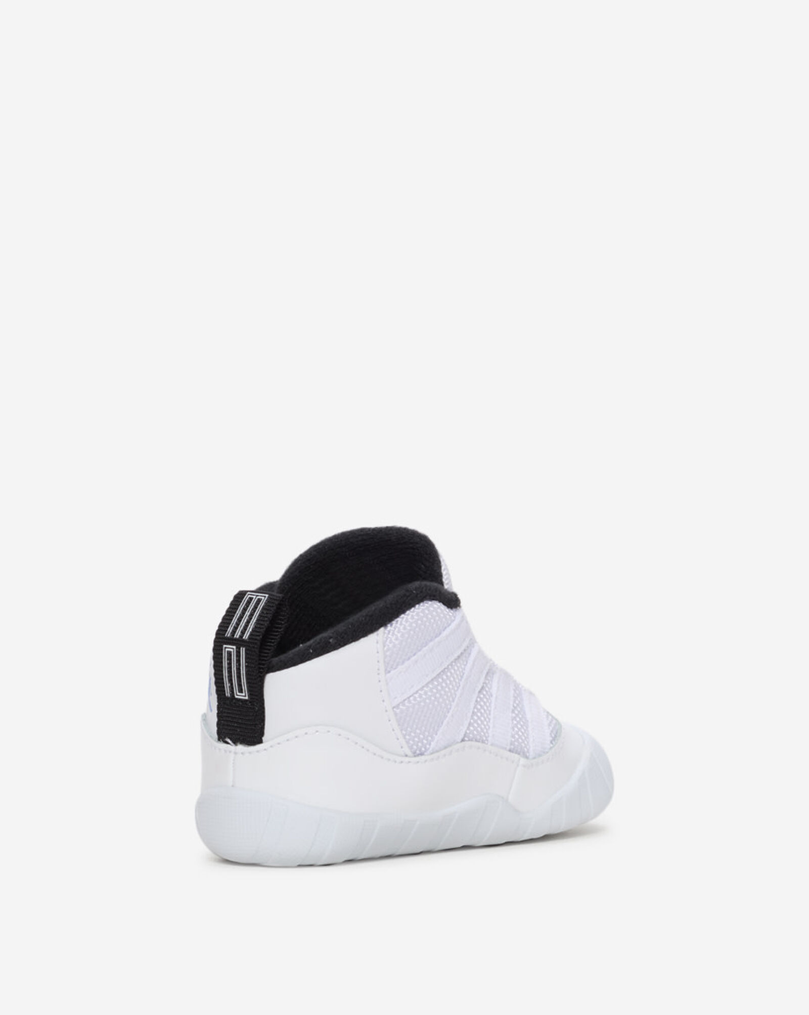 black cats jordan 13