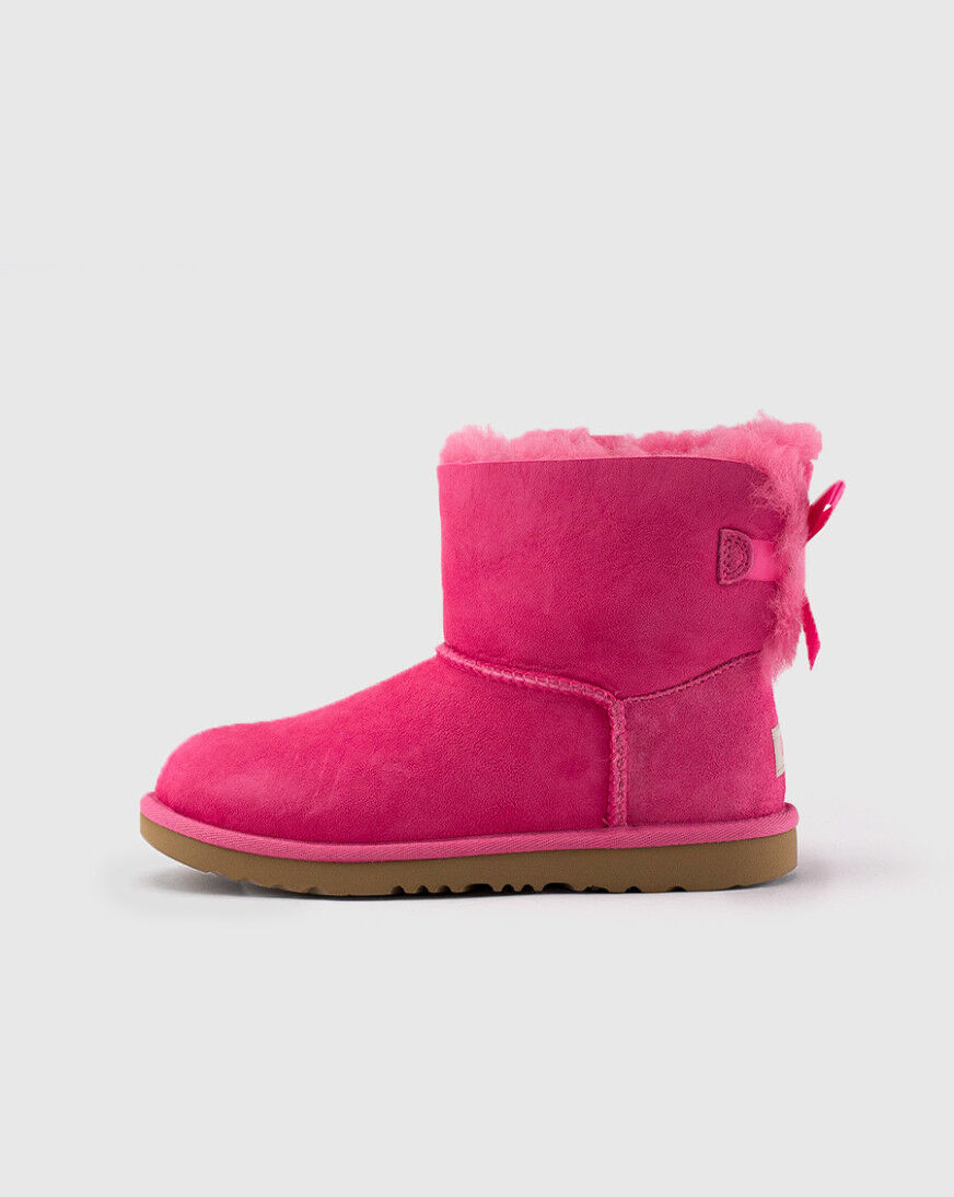 pink boy uggs