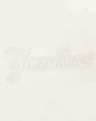 Big Girls' New York Yankees Neutral Boxy Tee