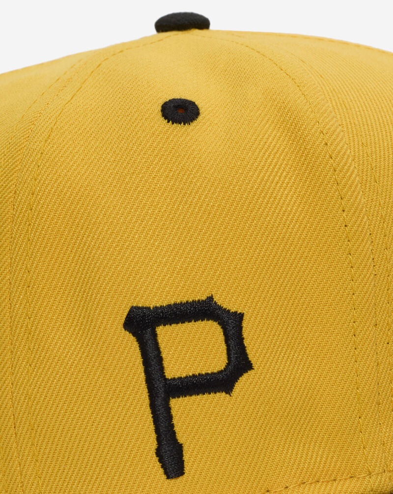 New Era 59Fifty Roberto Clemente Player Edition Fitted Hat 60693569 Yellow 2
