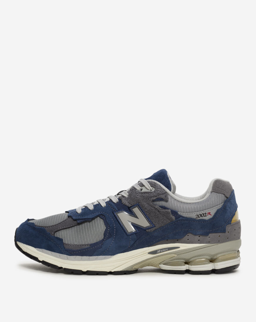 Shop New Balance 2002R M20024R5 blue | SNIPES USA