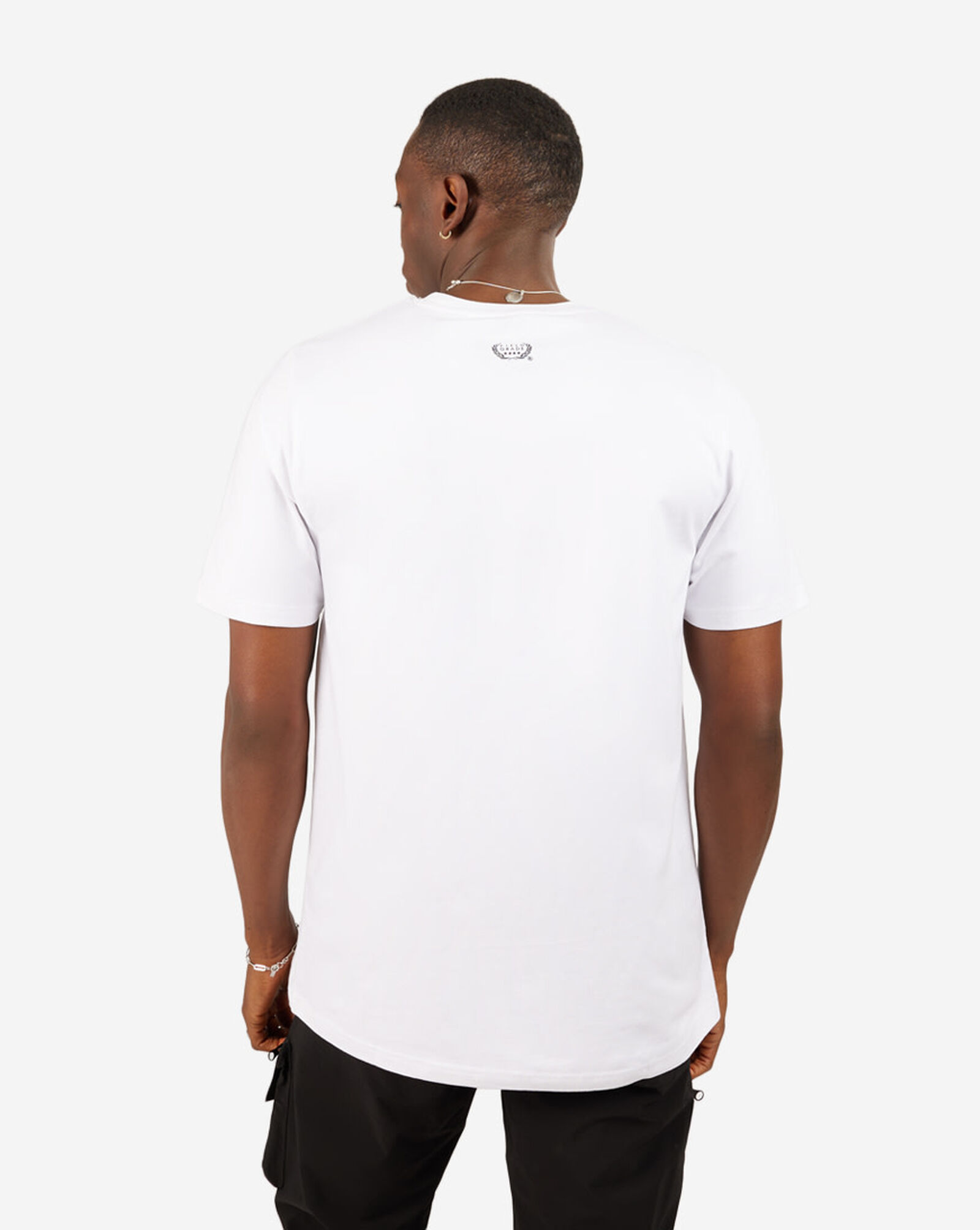 Shop Field Grade No Fs Given Tee 1004105WHT white SNIPES USA