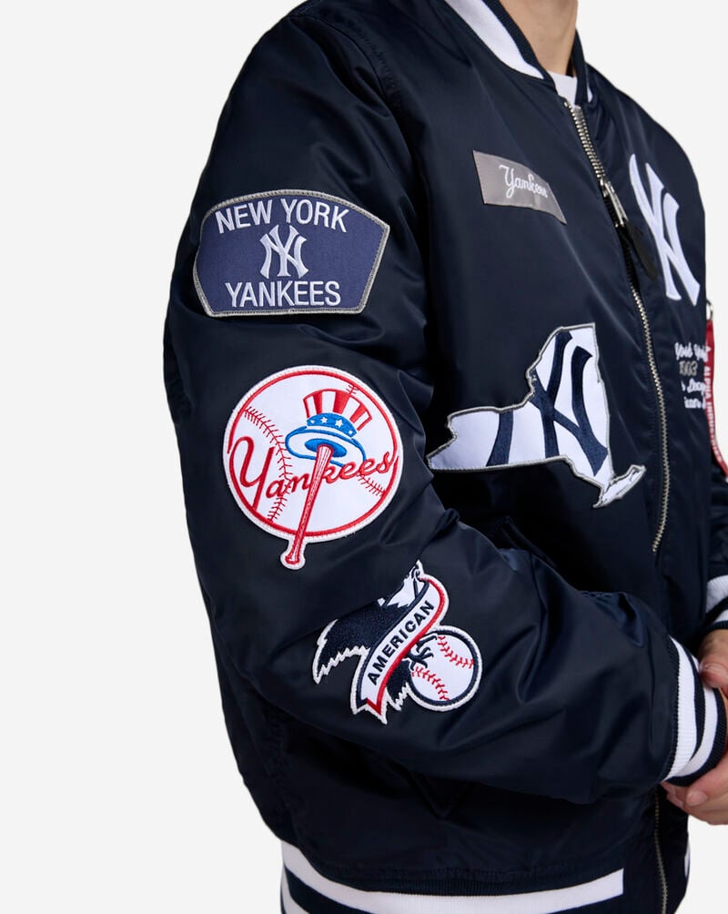 New Era Alpha Industries New York Yankees Bomber Jacket 60684045 Blue 3