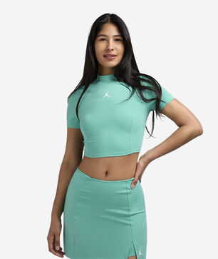 Short-Sleeve Knit Crop Top