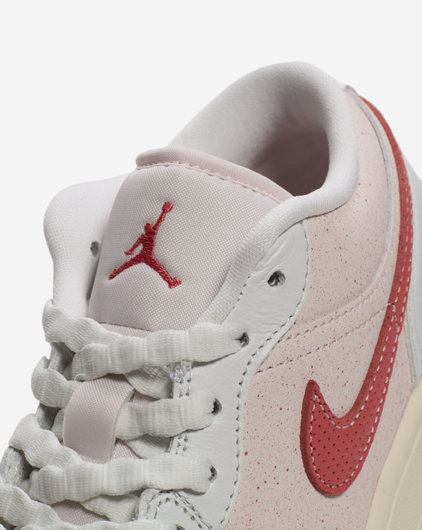 国内配送 NIKE W AIR JORDAN 1 LOW SE S.WHITE/M.EMBER-L.PINK Jordan 1 Low SE 
