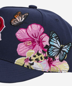 Boston Red Sox Pro Pinch Butterfly Snapback Hat