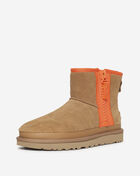 Classic Mini Zipper Tape Logo Boots