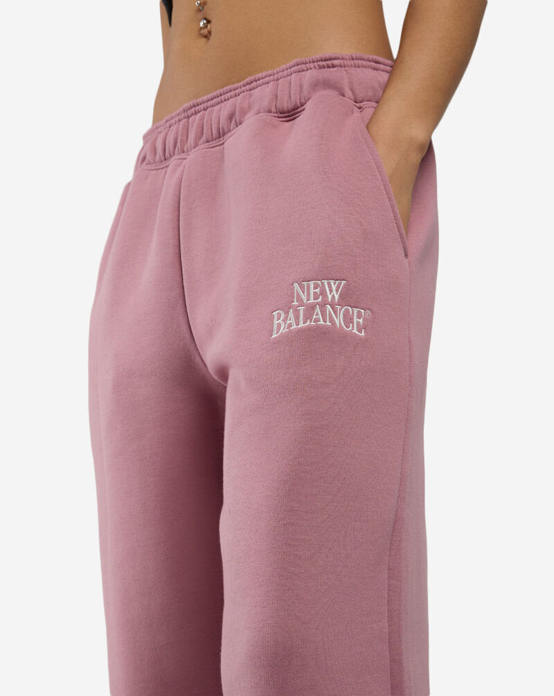 New Balance NEW BALANCE-W-APP-TRACKSIDE-FLEECE-BARREL-PANT WB61W1DZ-RSE Pink 3