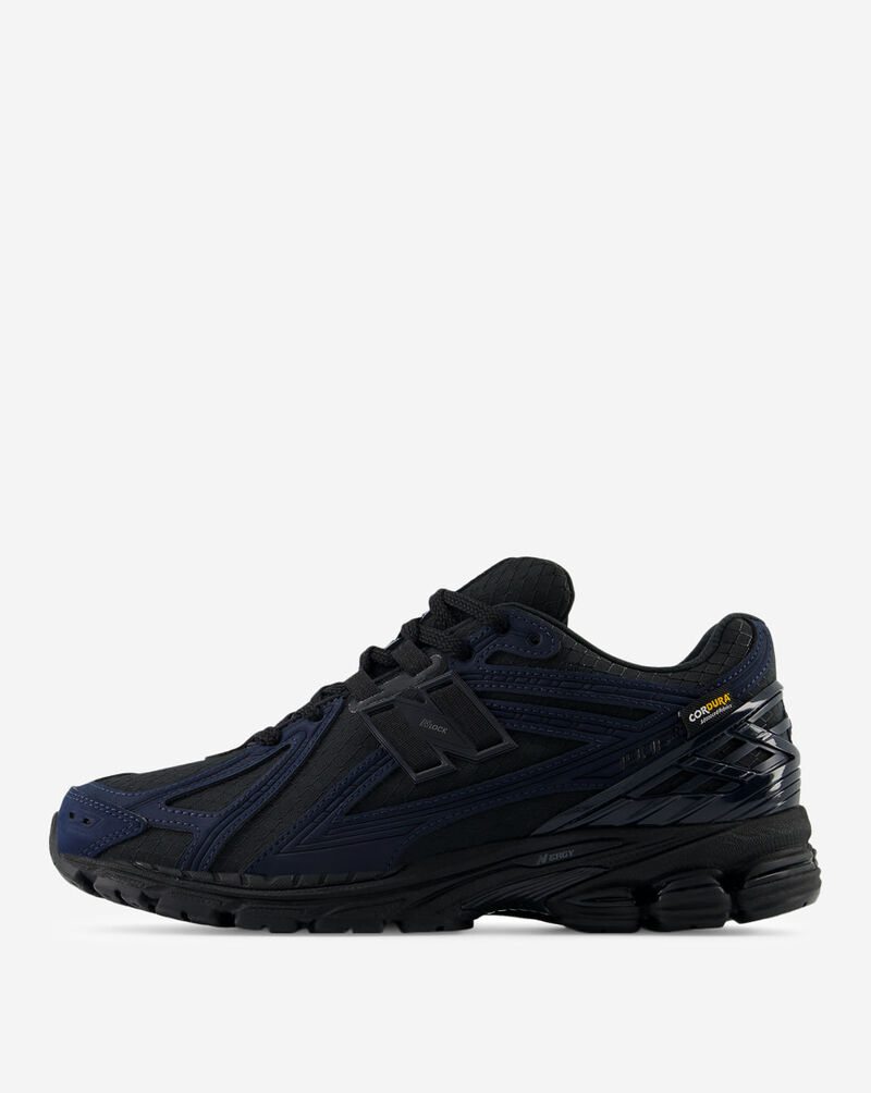 Shop New Balance 1906R M1906RWE black | SNIPES USA