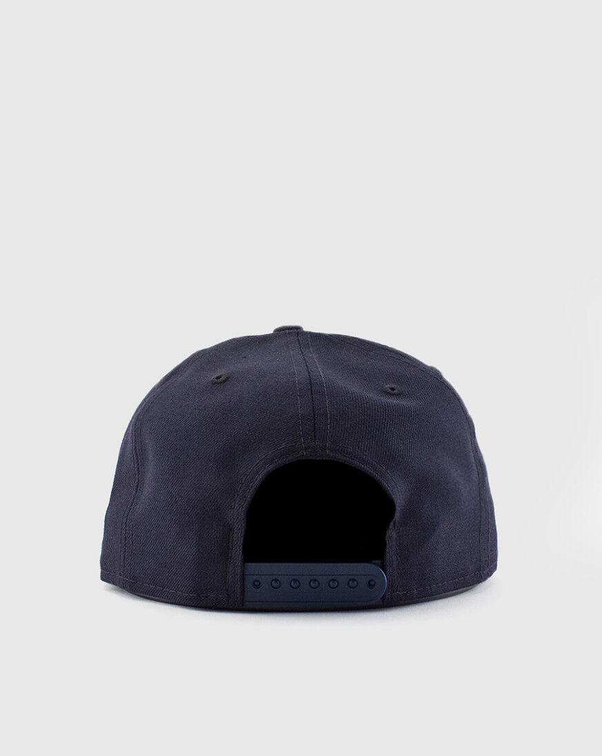 Shop New Era New York Yankees Big Apple Logo 9Fifty Snapback