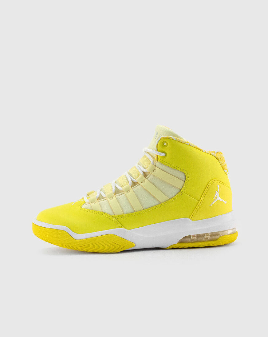Snipes jordan max aura Outlet