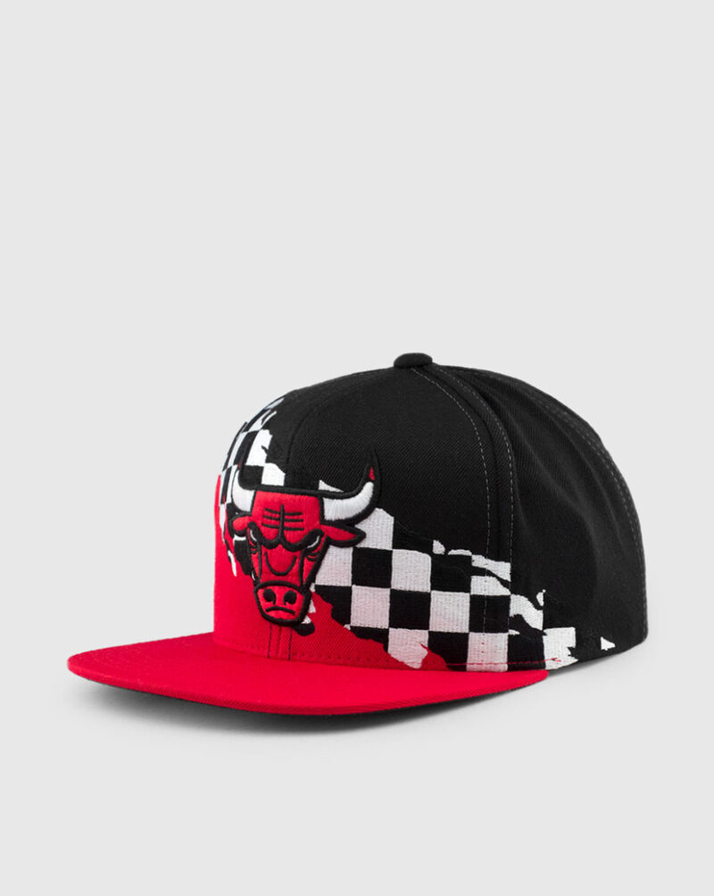 Mitchell & Ness Chicago Bulls Checkered Paintbrush Snapback BH7A48MOZCBUR Red 3