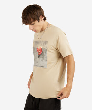 Banksy Bandaid Balloons Tee