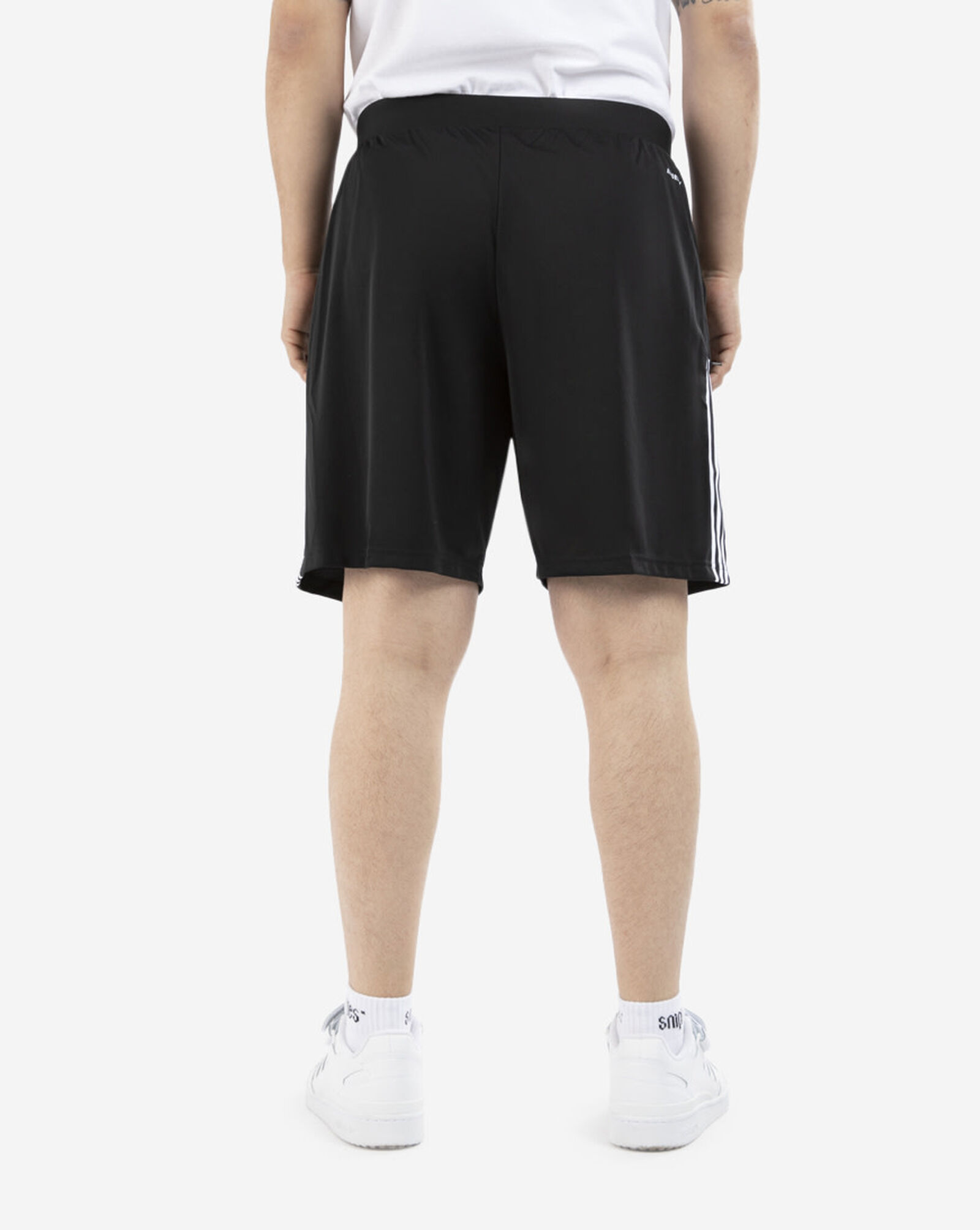 tiro shorts