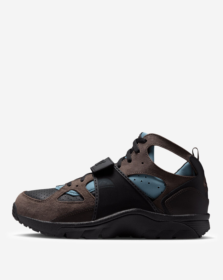 Shop Nike Air Trainer Huarache IB0497-001 black | SNIPES USA