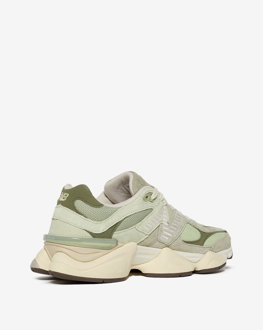 Shop New Balance 9060 U9060EEC green | SNIPES USA