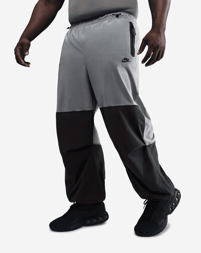 Tech Woven Oversized Pants