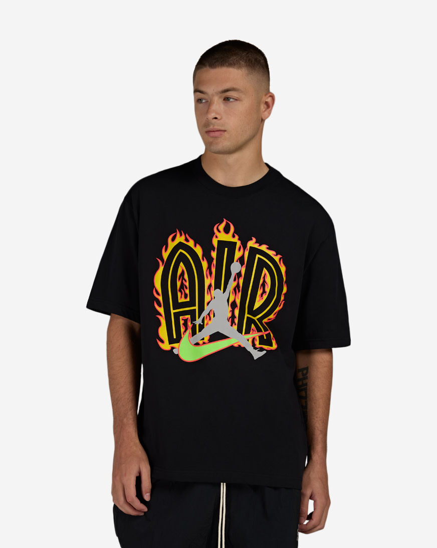 Shop Jordan Script T-Shirt IQ1026-010 black | SNIPES USA