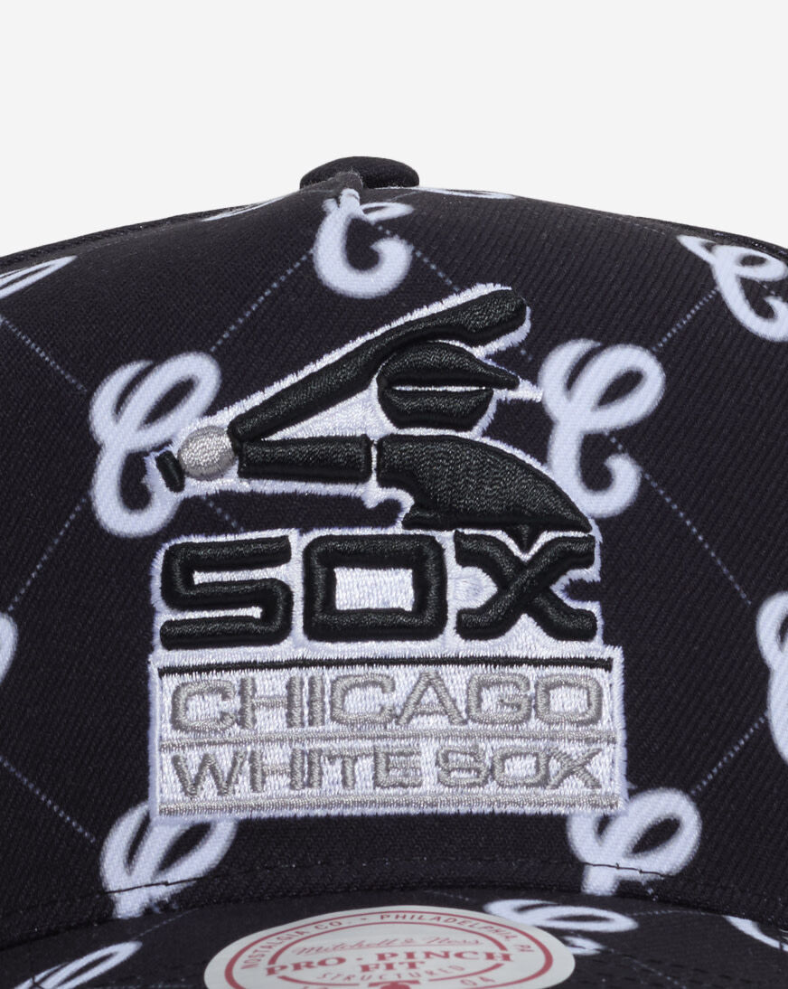 Shop Mitchell Ness Chicago White Sox Pro Pinch Step N Repeat