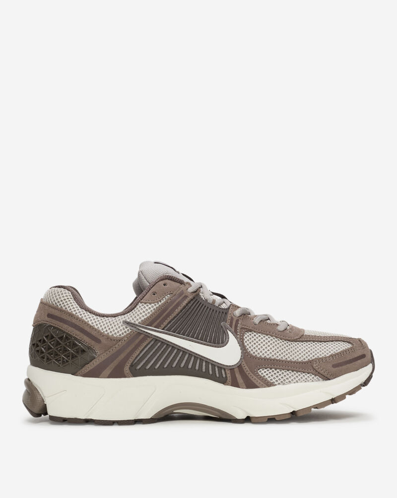 Nike Zoom Vomero 5 HF1553-004 Brown 4