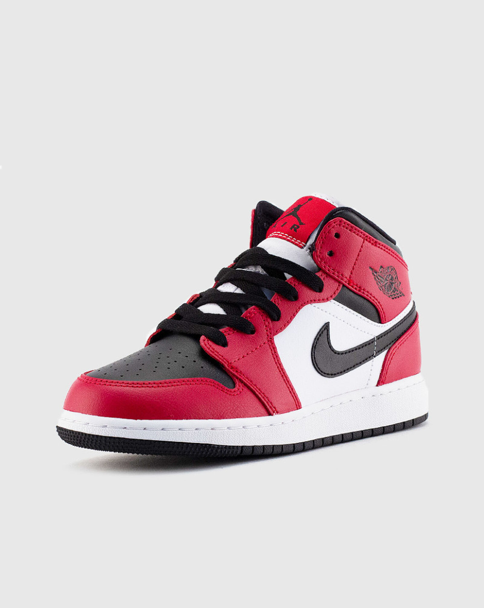 Jordan 1 mid chicago black toe snipes clearance