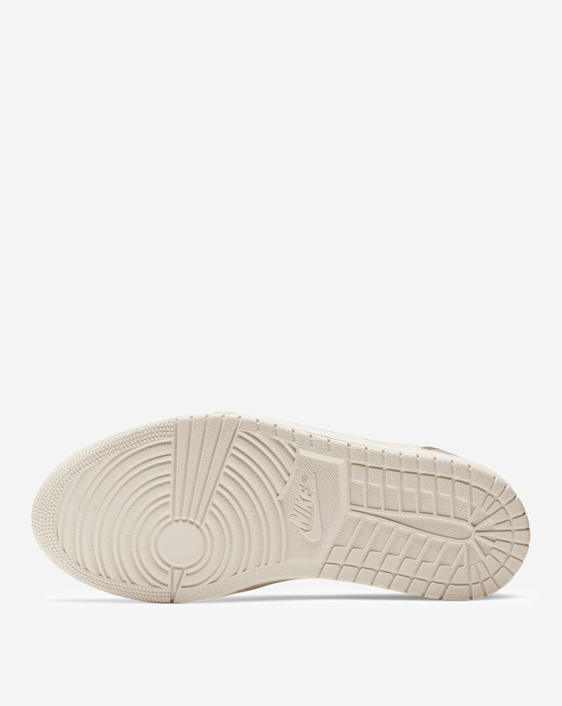 Jordan Air Jordan 1 Retro Low Slip AV3918-005 Beige 4