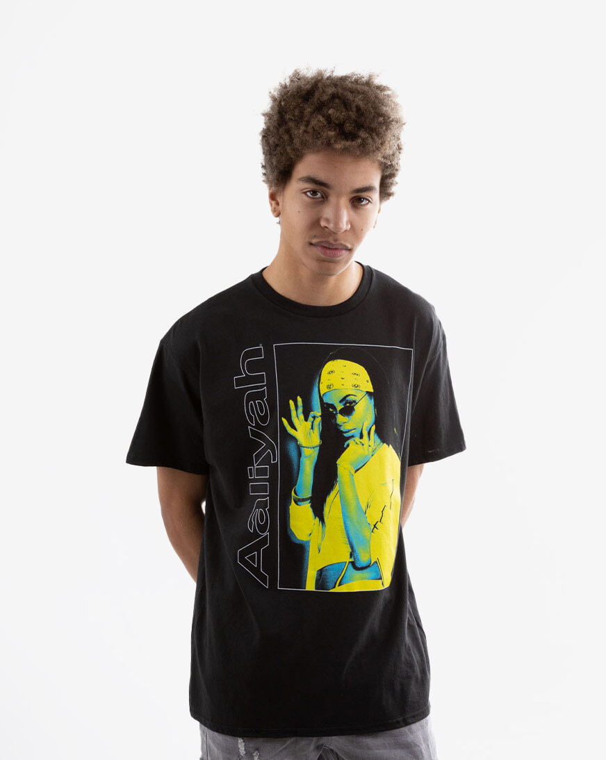 Graphic tees yellow Clearance