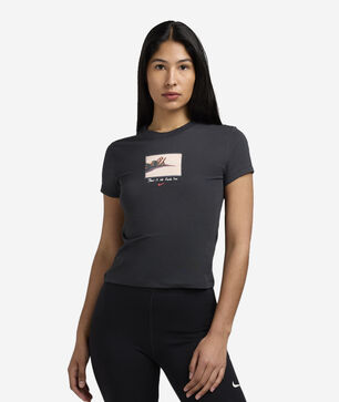 No Finish Line Cropped Graphic T-Shirt