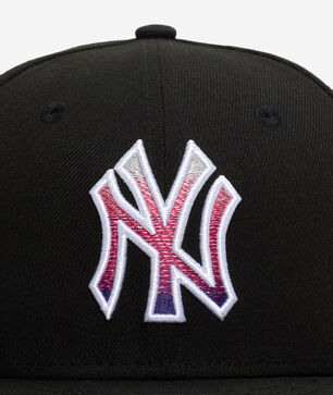 59Fifty New York Yankees Gradient Logo Fitted Hat
