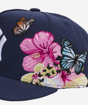 New York Yankees Pro Pinch Butterfly Snapback Hat
