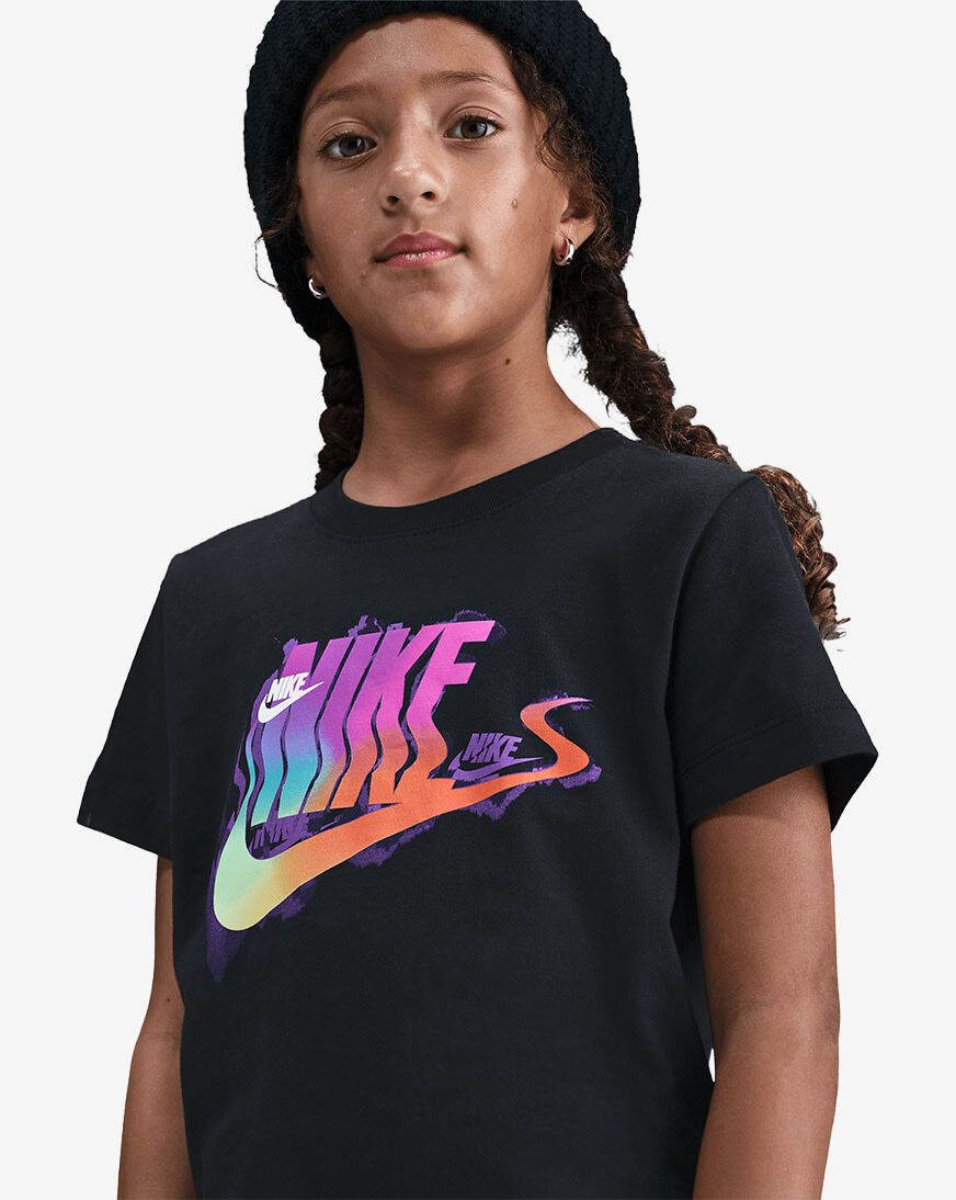 Shop Nike Big Kids' NSW T-Shirt IF2313-010 black | SNIPES USA
