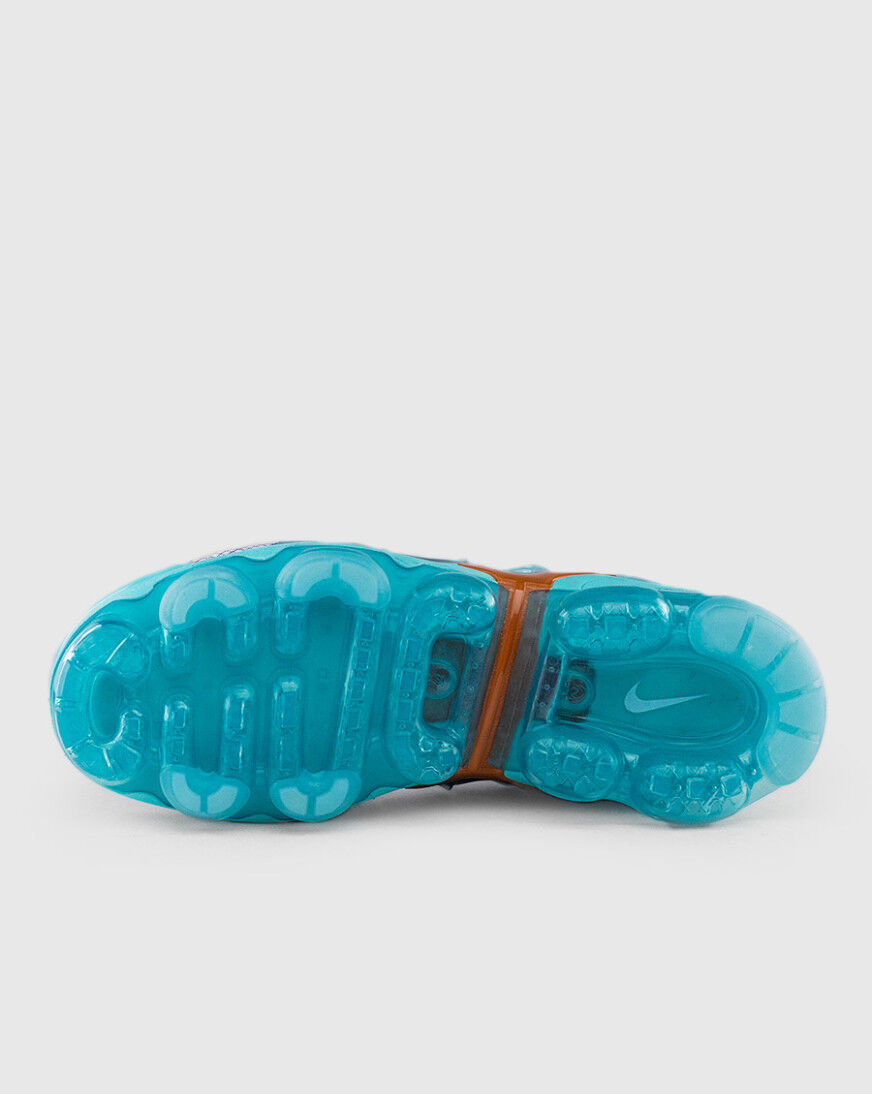 air vapormax plus aurora cosmic clay