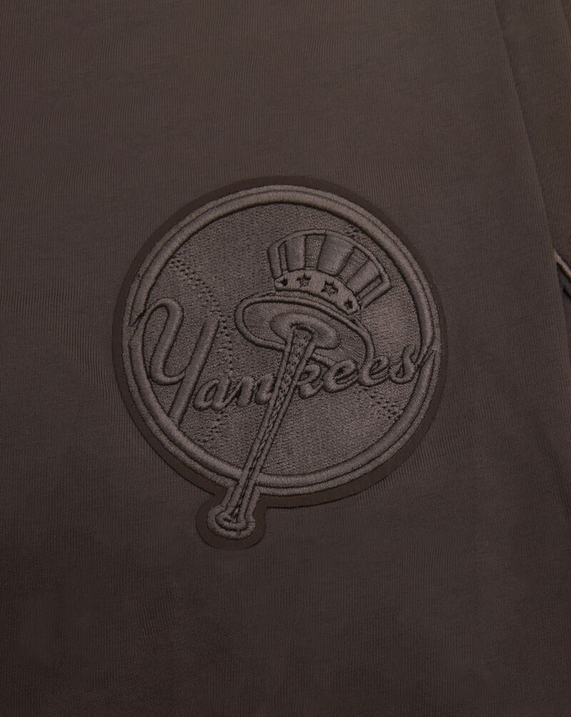 PRO STANDARD New York Yankees Neutral Drop Shoulder Tee LNY136855-DKT Brown 4