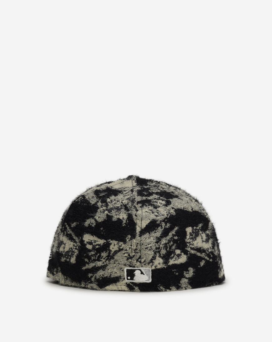 Shop New Era 59Fifty Chicago White Sox Abstract Print Fitted Hat