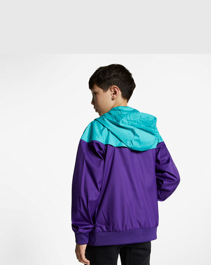 nike windrunner snipes