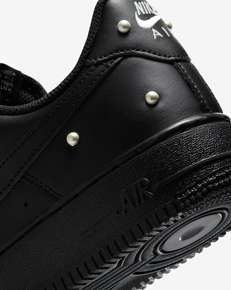 Nike Air Force 1 '07 SE IQ0133-001 Black 8