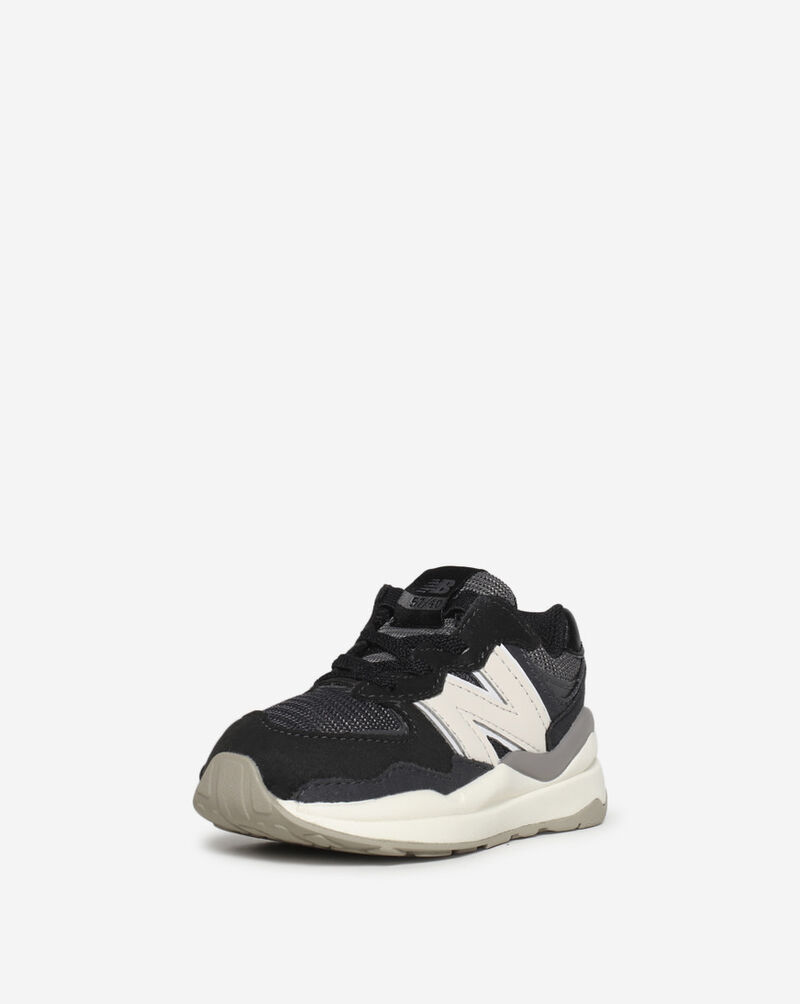 Shop New Balance Toddler 57/40 IV5740RS black SNIPES USA