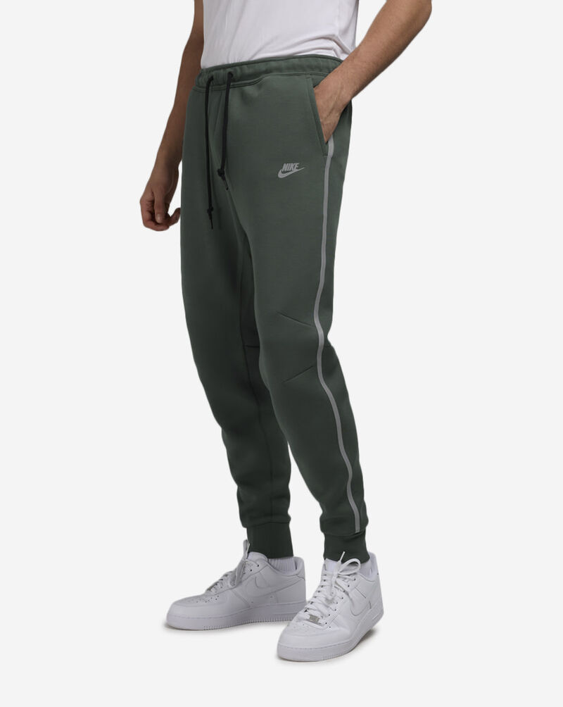Nike Tech Reflective Fleece Joggers FZ0762-338 Green 1