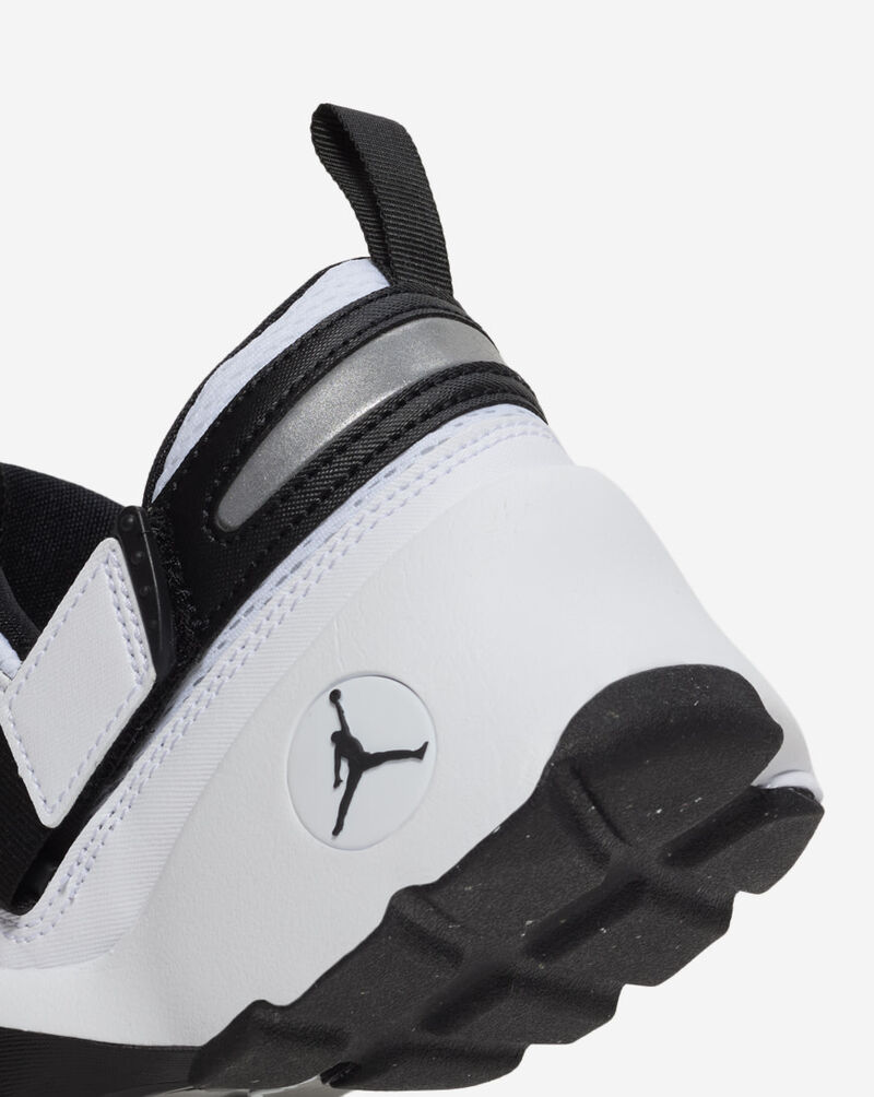 Jordan Trunner LX HQ2164-100 White 8