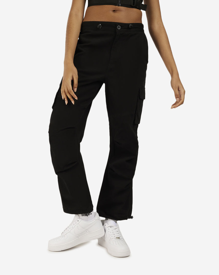 Shop Allure Toggle Cargo Pants CP712-BLA black | SNIPES USA