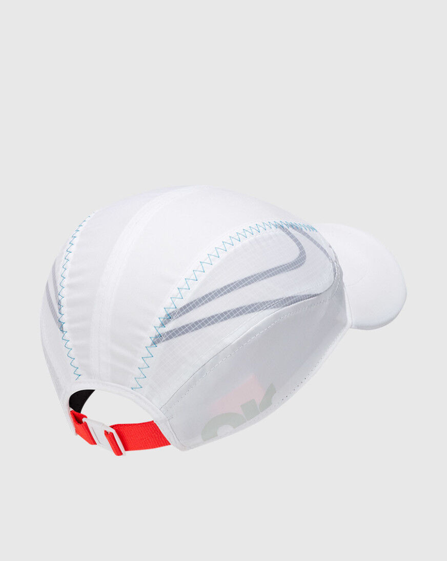 nike am2090 tailwind hat