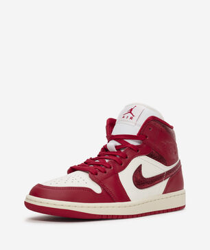 Air Jordan 1 Mid SE