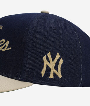 New York Yankees Pro Pinch Denim Chainstitch Snapback Hat