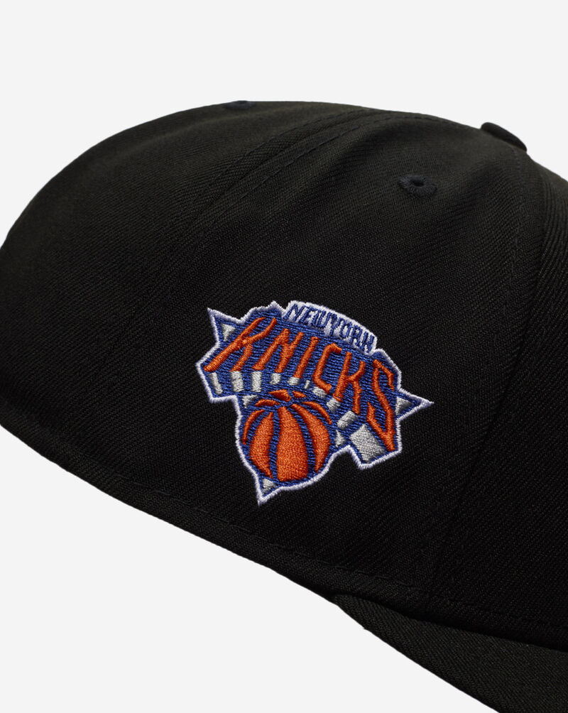 New Era 9Fifty A-Frame New York Knicks Upside Down Snapback Hat 70904229 Black 2
