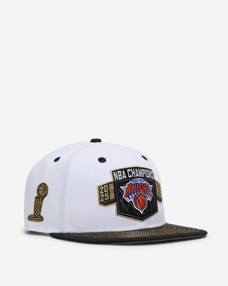 New Era 9Fifty New York Knicks Locker Room Finals Champions Snapback Hat 61046984 White 1