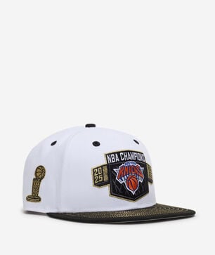 9Fifty New York Knicks Locker Room Finals Champions Snapback Hat