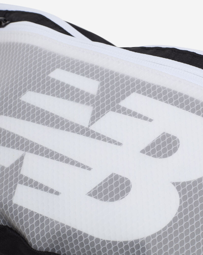 New Balance Core Performance LG Waist Bag LAB21021 Black 2